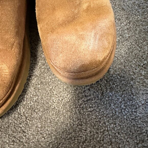 Uggs Size Women's 11 - Picture 2 of 6